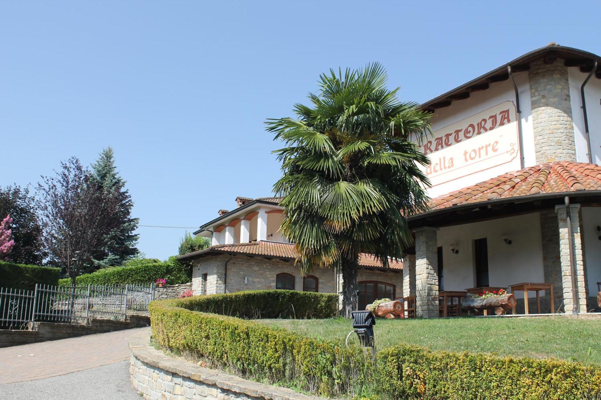 Villa Carla Castino Zewnętrze zdjęcie