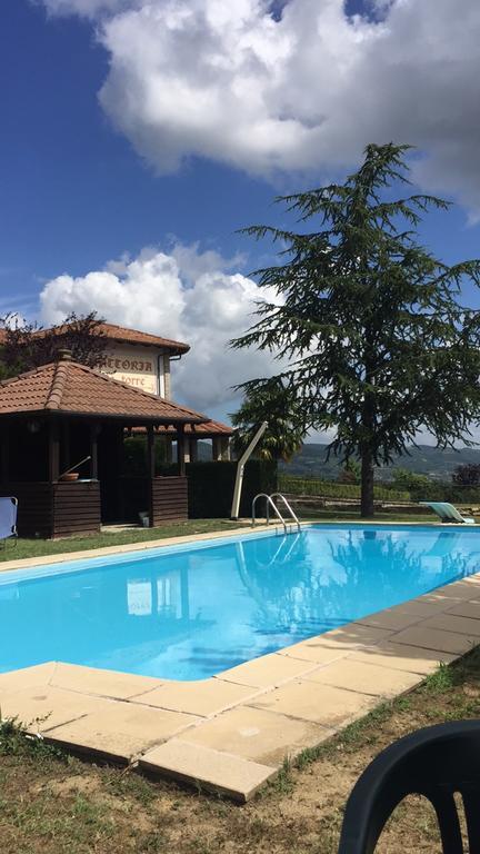 Villa Carla Castino Zewnętrze zdjęcie